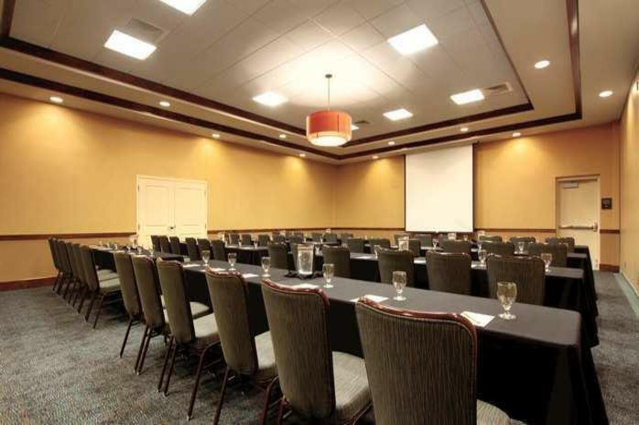 Hilton Garden Inn Oklahoma City/Bricktown Ngoại thất bức ảnh