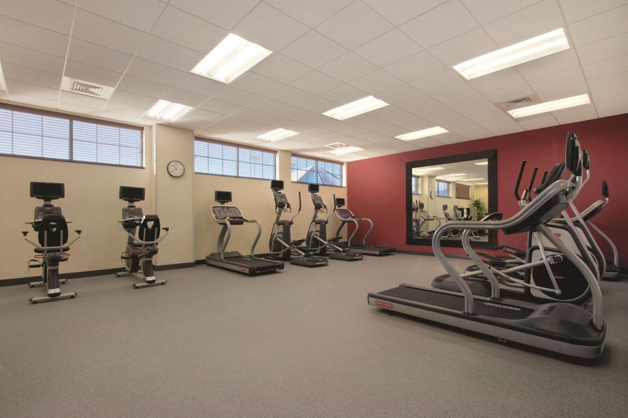 Hilton Garden Inn Oklahoma City/Bricktown Ngoại thất bức ảnh
